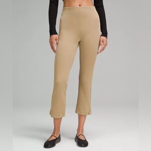 Lululemon Ribbed Softstreme Zip-Leg Straight-Flared Cropped Pant 25" (Tan)